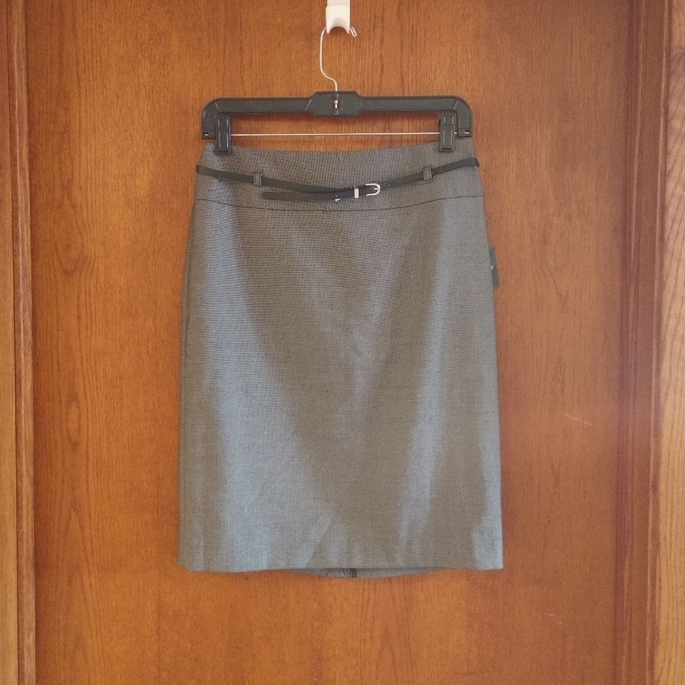 NWT Liz Claiborne Career Pencil Skirt